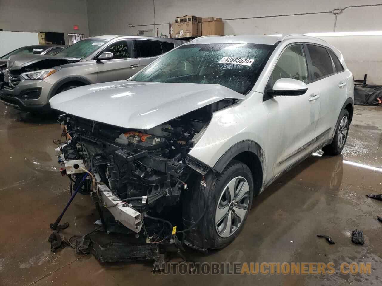 KNDCB3LC0L5399627 KIA NIRO 2020