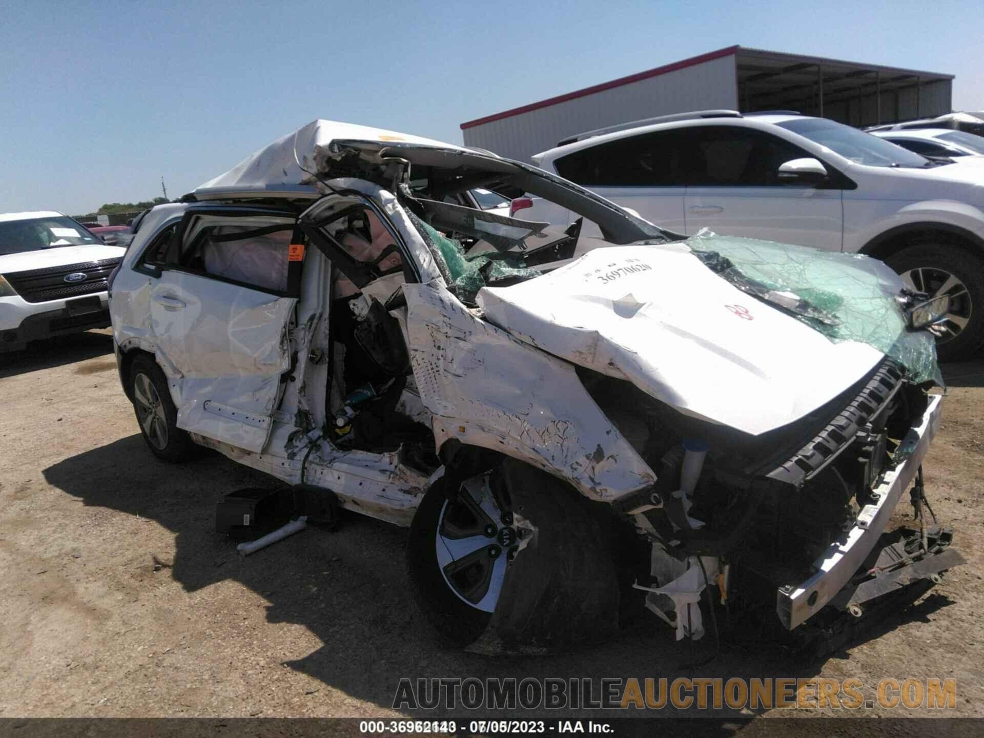 KNDCB3LC0L5429239 KIA NIRO 2020