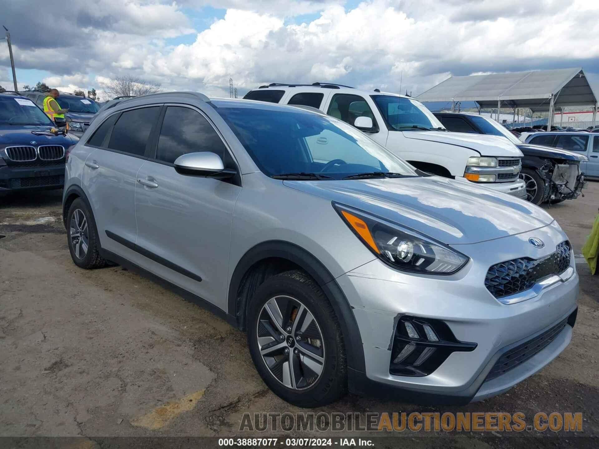 KNDCB3LC0M5470763 KIA NIRO 2021