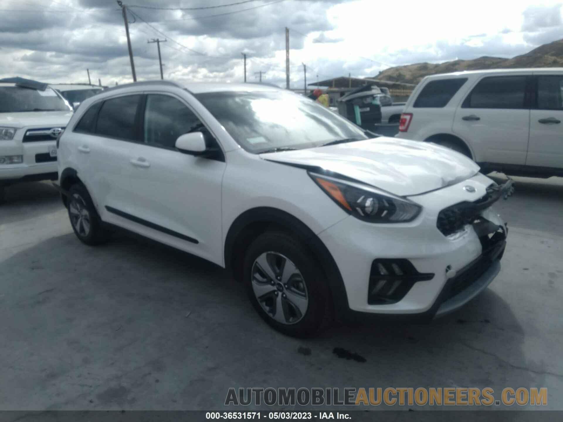 KNDCB3LC1M5471808 KIA NIRO 2021