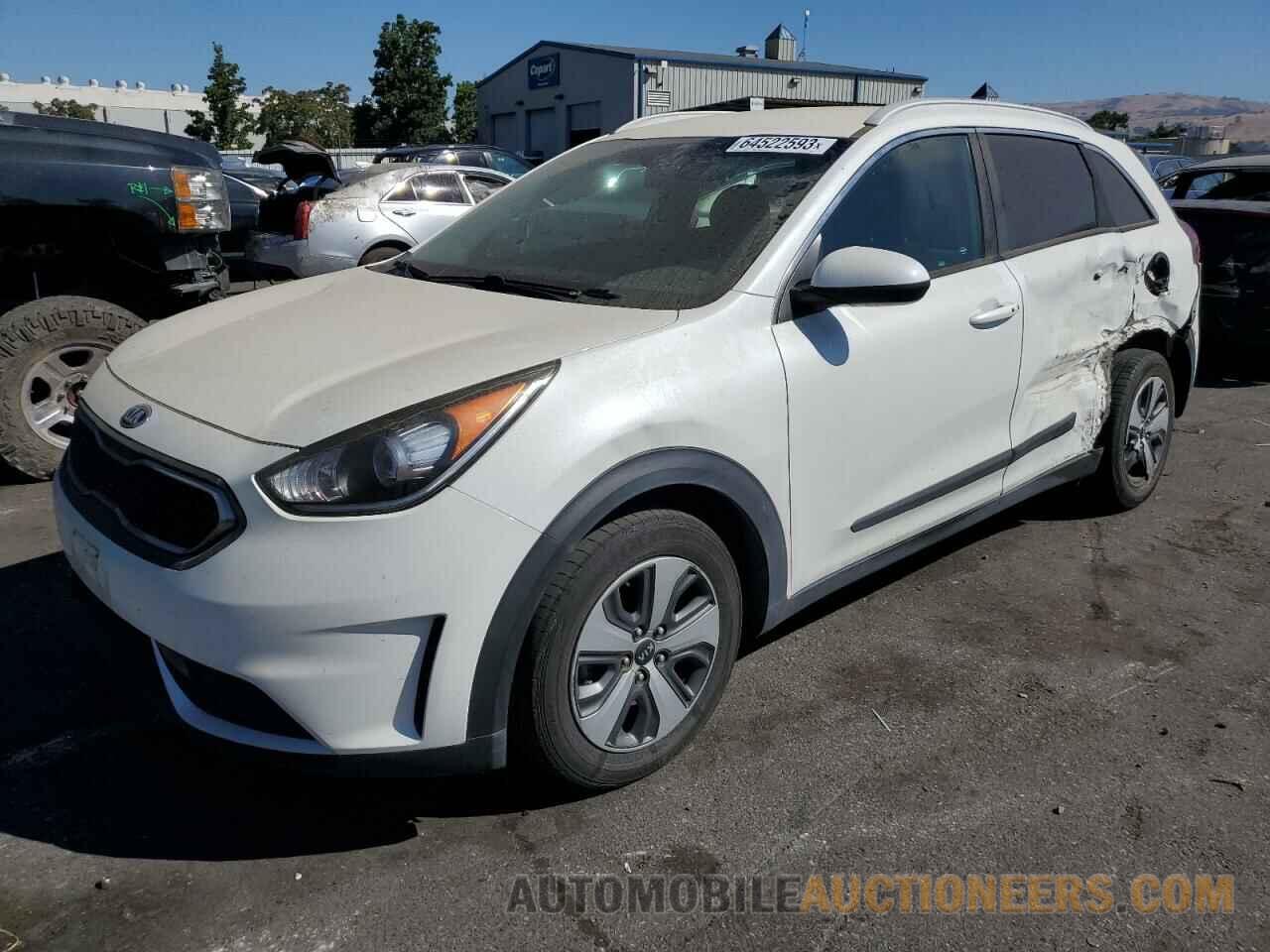 KNDCB3LC2J5128632 KIA NIRO 2018