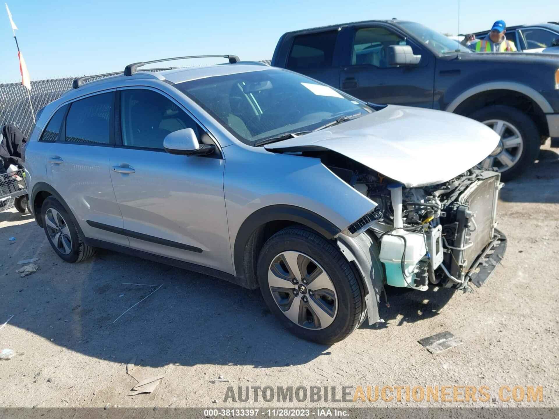 KNDCB3LC2J5176146 KIA NIRO 2018