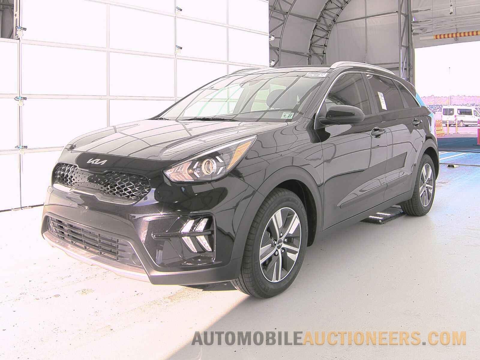 KNDCB3LC2N5541320 Kia Niro 2022