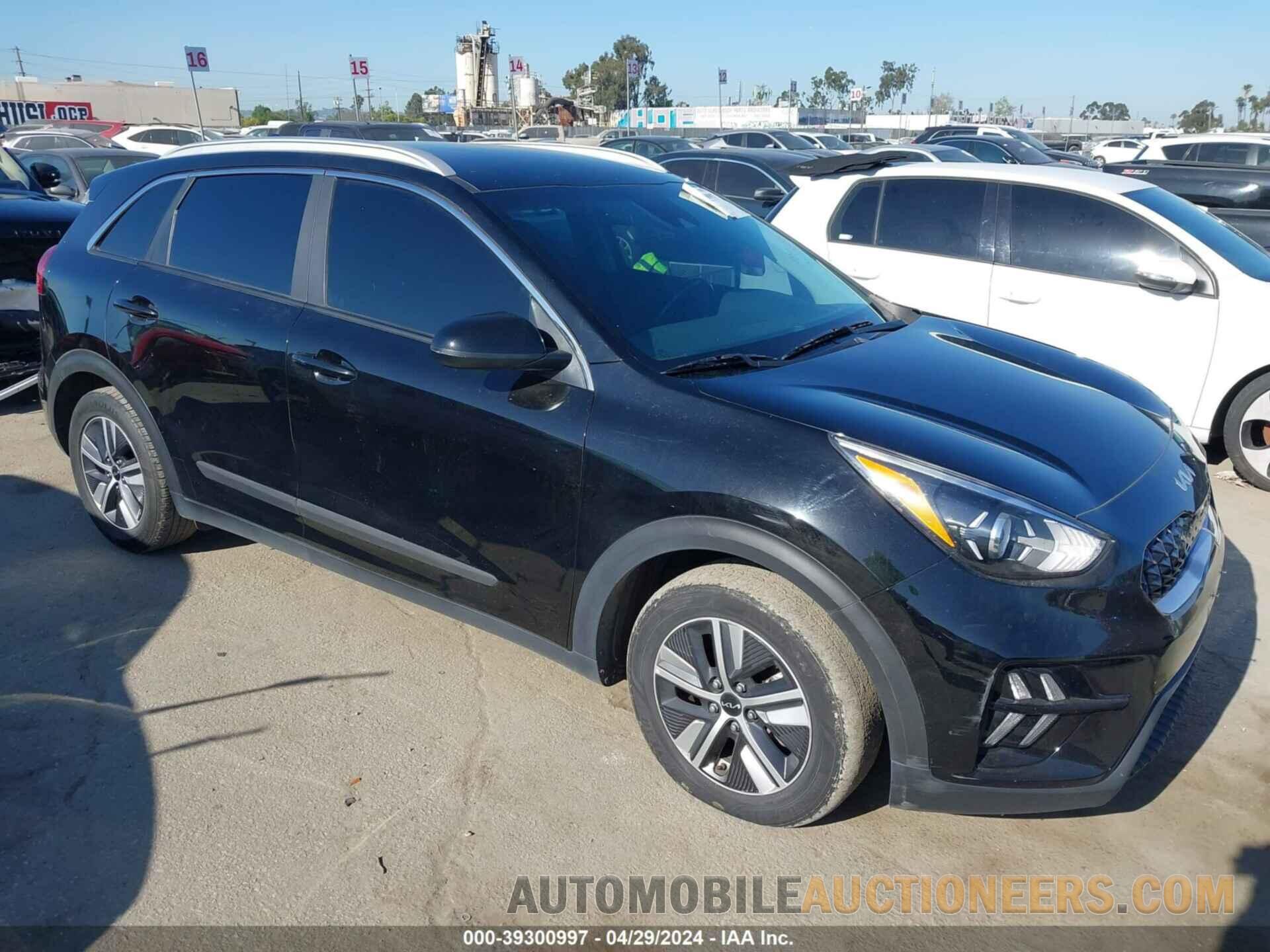 KNDCB3LC2N5548946 KIA NIRO 2022