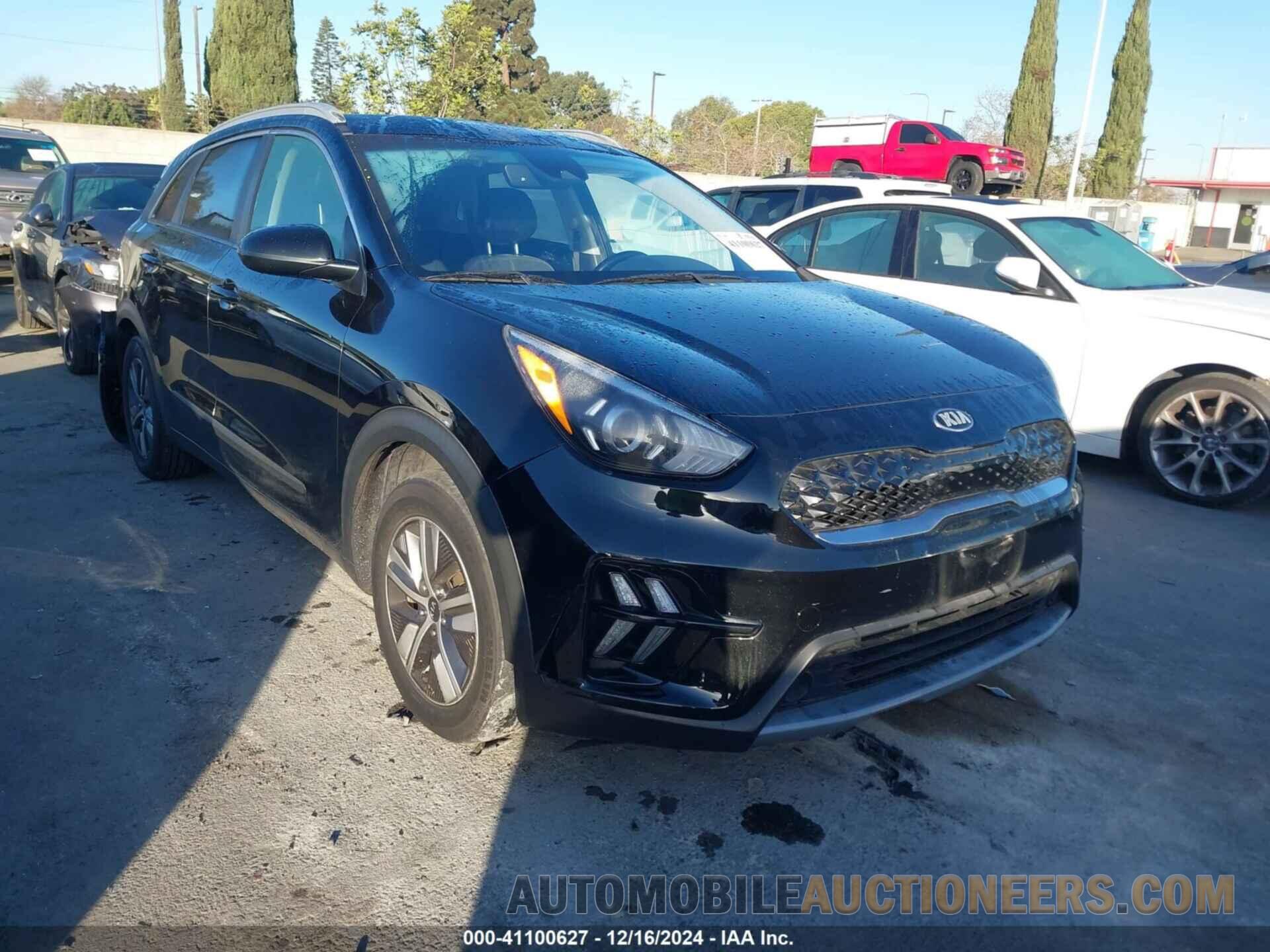 KNDCB3LC3M5464553 KIA NIRO 2021