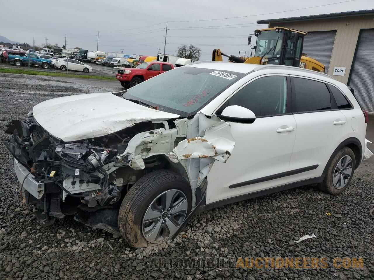 KNDCB3LC4M5470135 KIA NIRO 2021