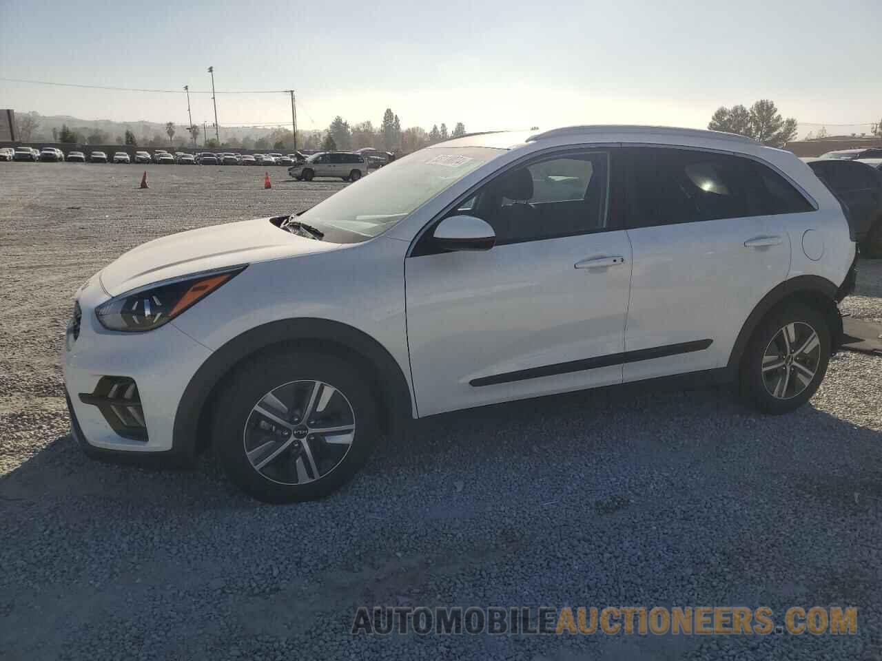 KNDCB3LC4N5547877 KIA NIRO 2022