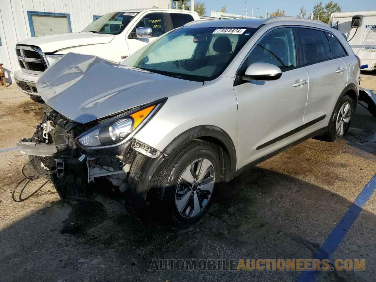 KNDCB3LC5H5047215 KIA NIRO 2017