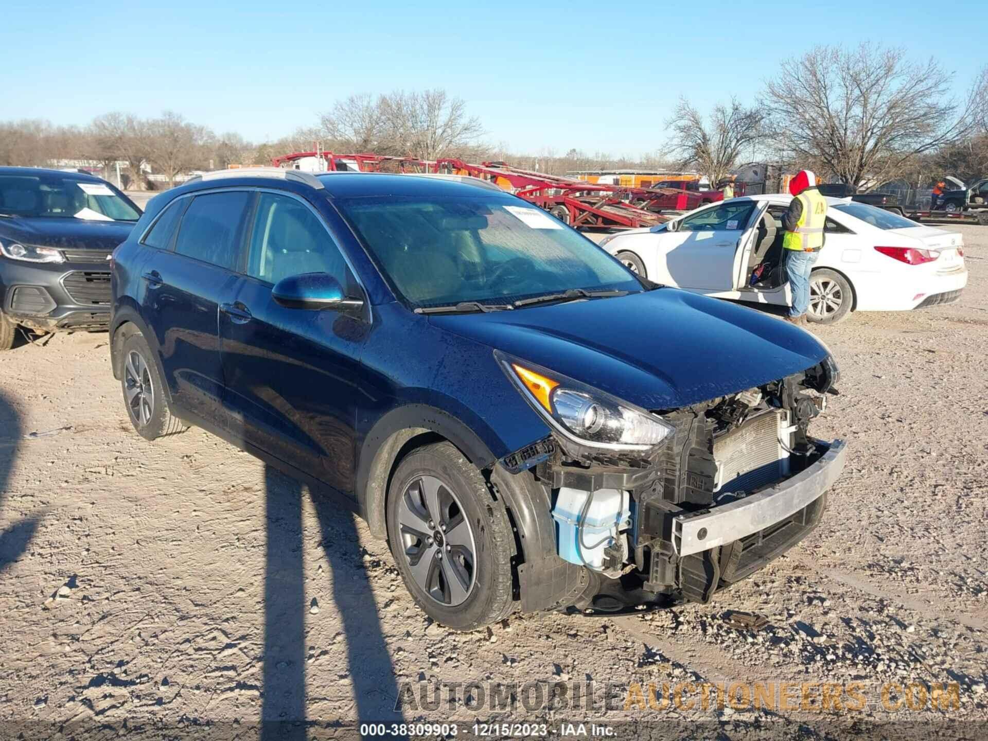 KNDCB3LC5J5212086 KIA NIRO 2018