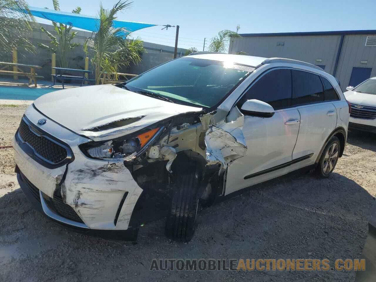 KNDCB3LC5K5242724 KIA NIRO 2019