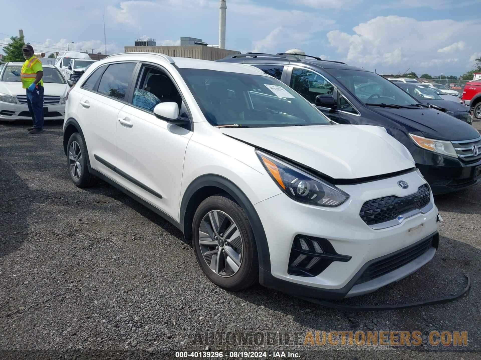 KNDCB3LC5M5470564 KIA NIRO 2021