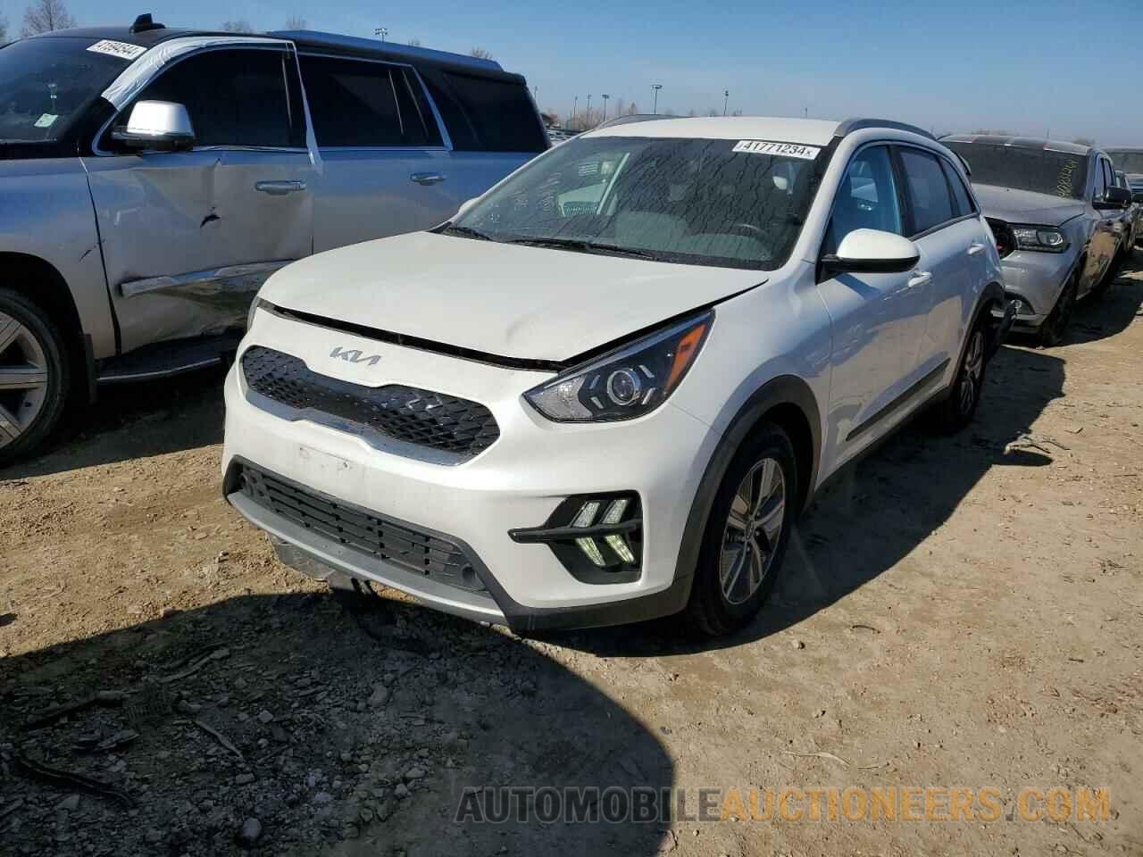 KNDCB3LC5N5537200 KIA NIRO 2022