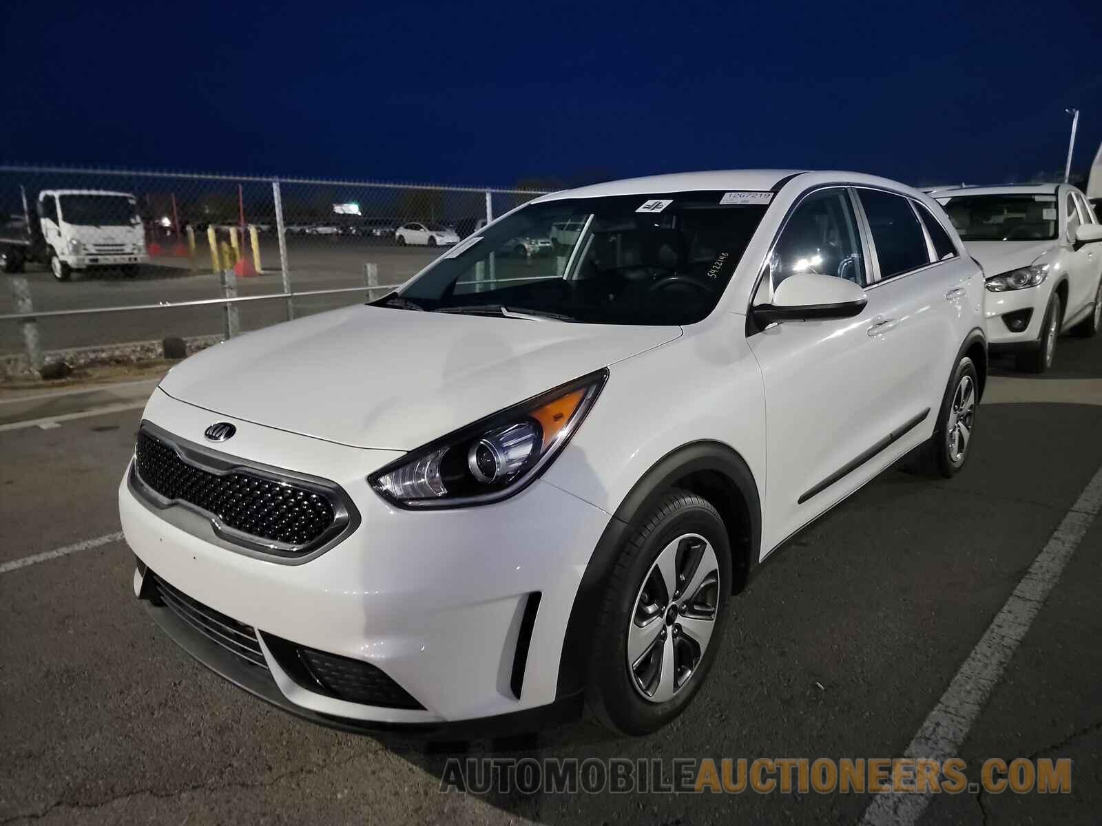 KNDCB3LC6J5135230 Kia Niro 2018