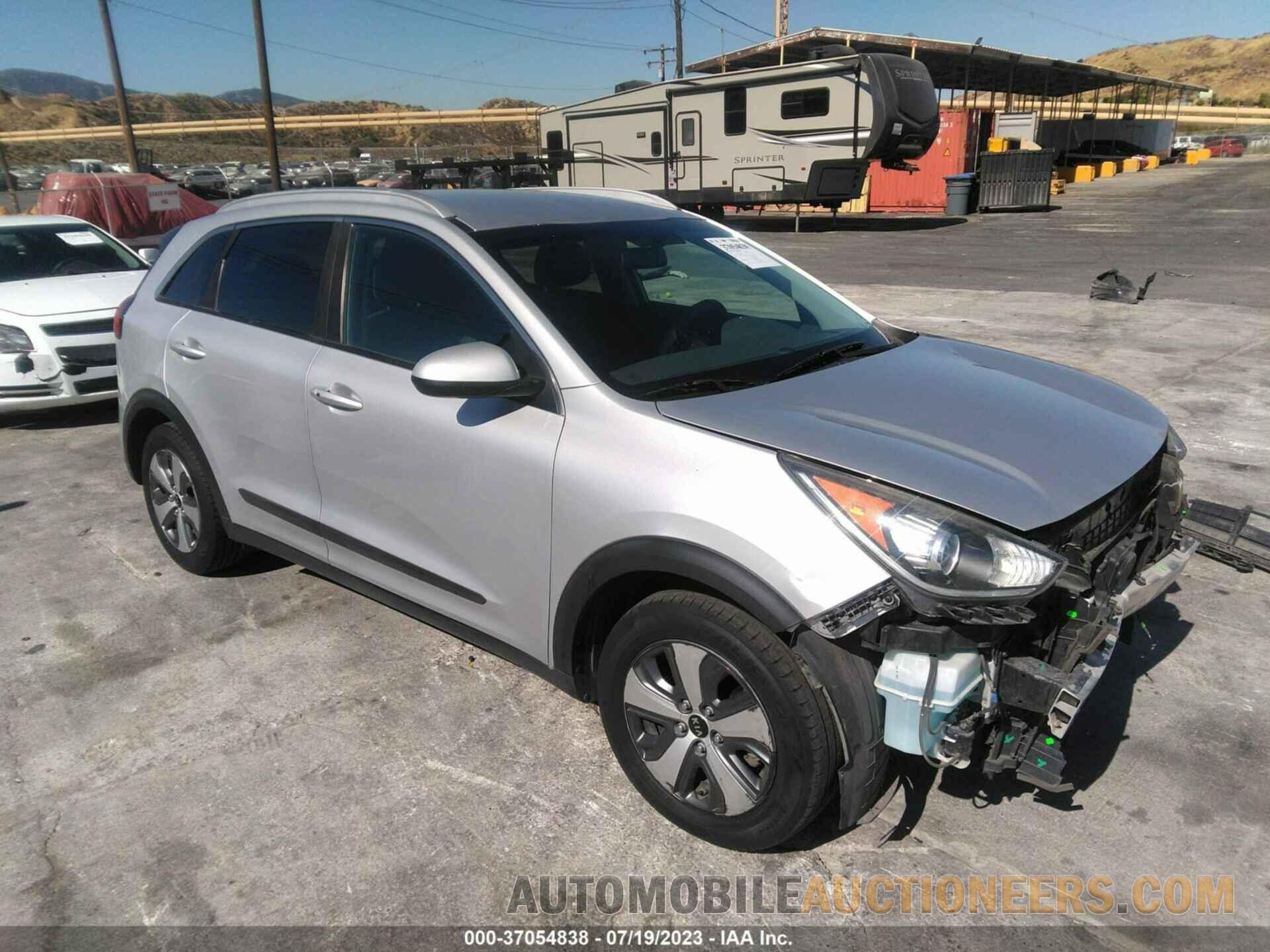 KNDCB3LC6J5209987 KIA NIRO 2018