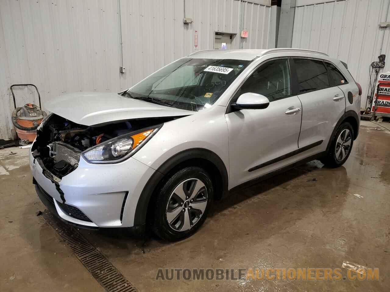 KNDCB3LC7H5048107 KIA NIRO 2017