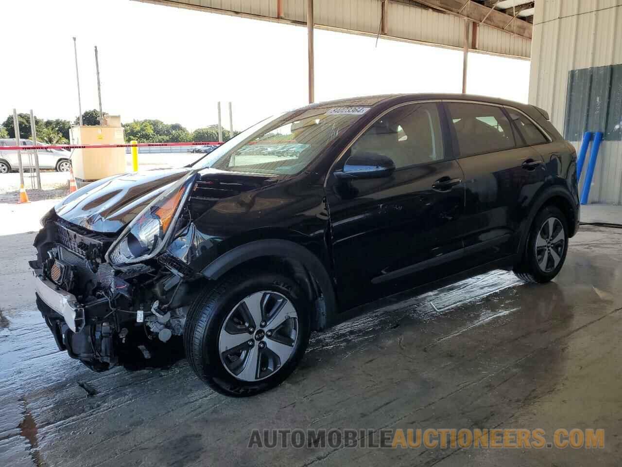 KNDCB3LC7H5048429 KIA NIRO 2017