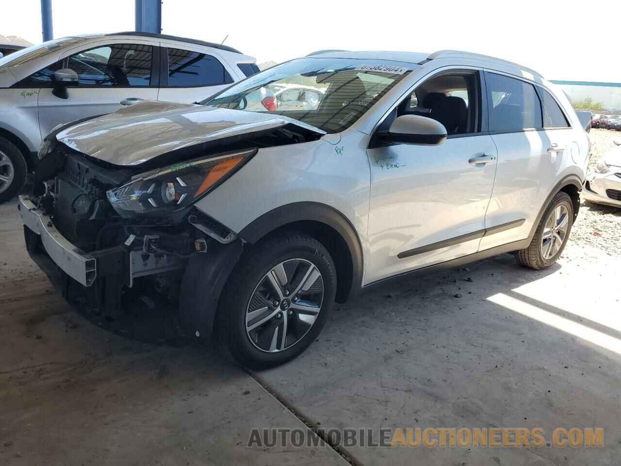 KNDCB3LC7L5414009 KIA NIRO 2020