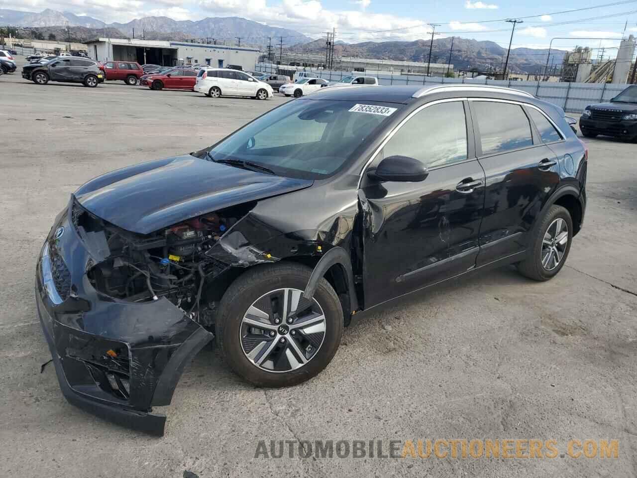 KNDCB3LC7M5472008 KIA NIRO 2021