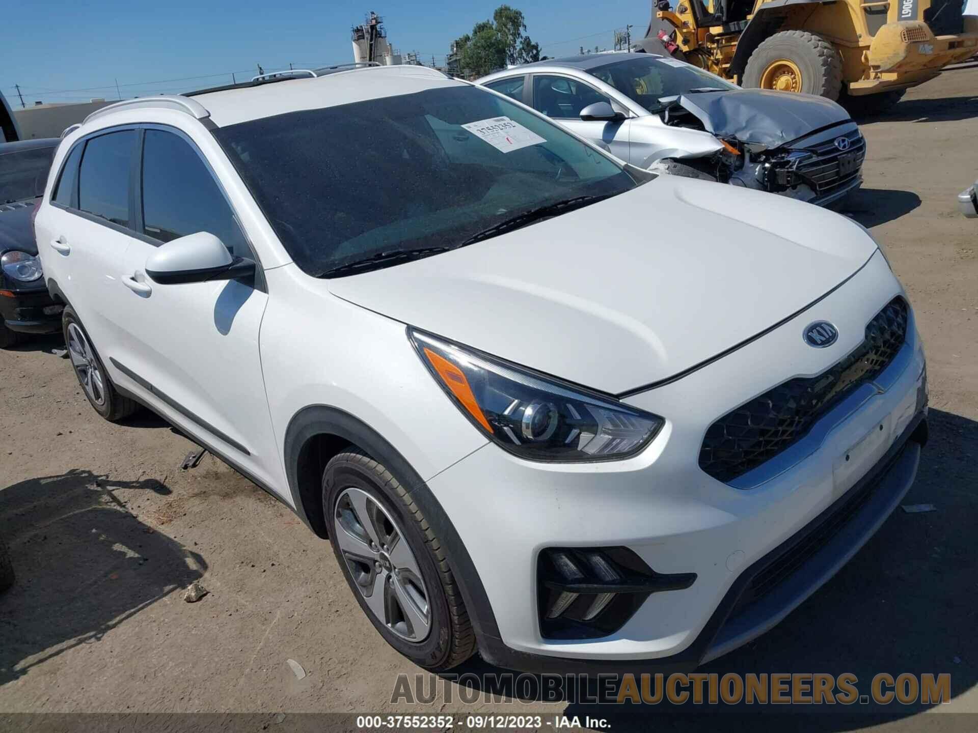 KNDCB3LC7M5480643 KIA NIRO 2021