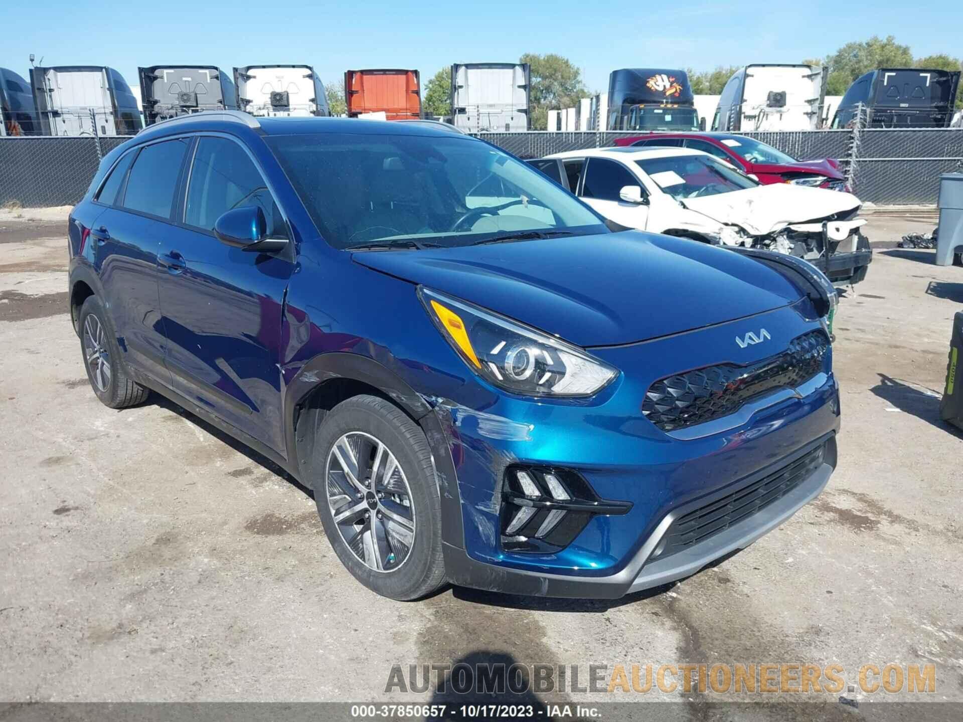 KNDCB3LC7N5512833 KIA NIRO 2022