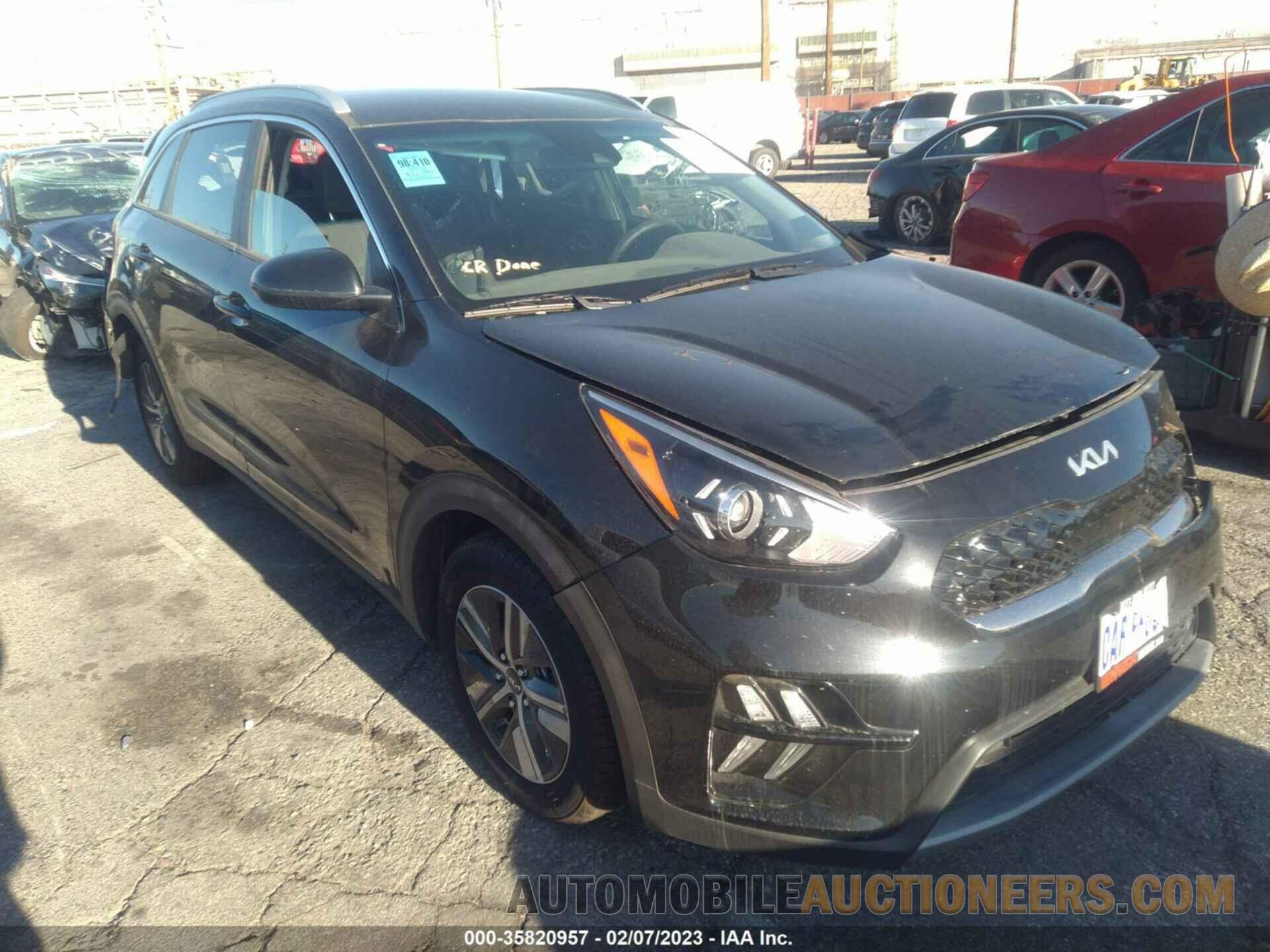 KNDCB3LC7N5548974 KIA NIRO 2022