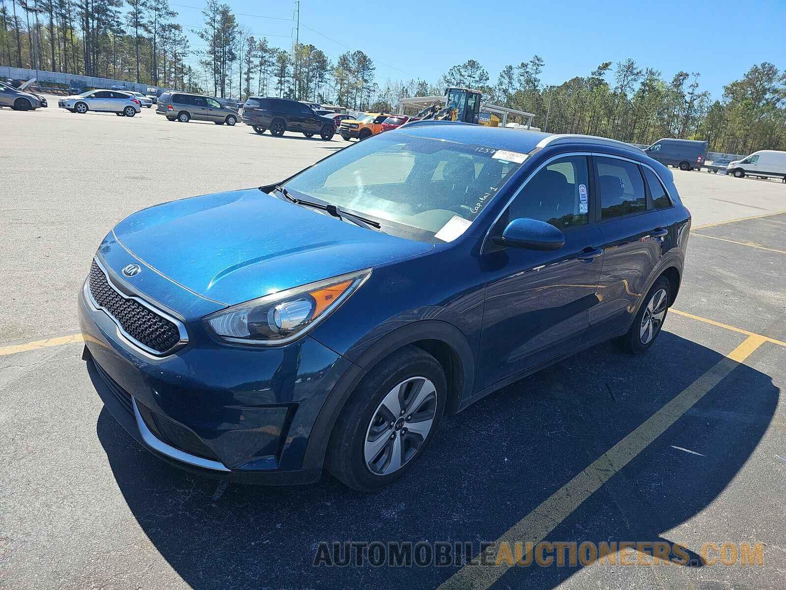 KNDCB3LC8J5125752 Kia Niro 2018