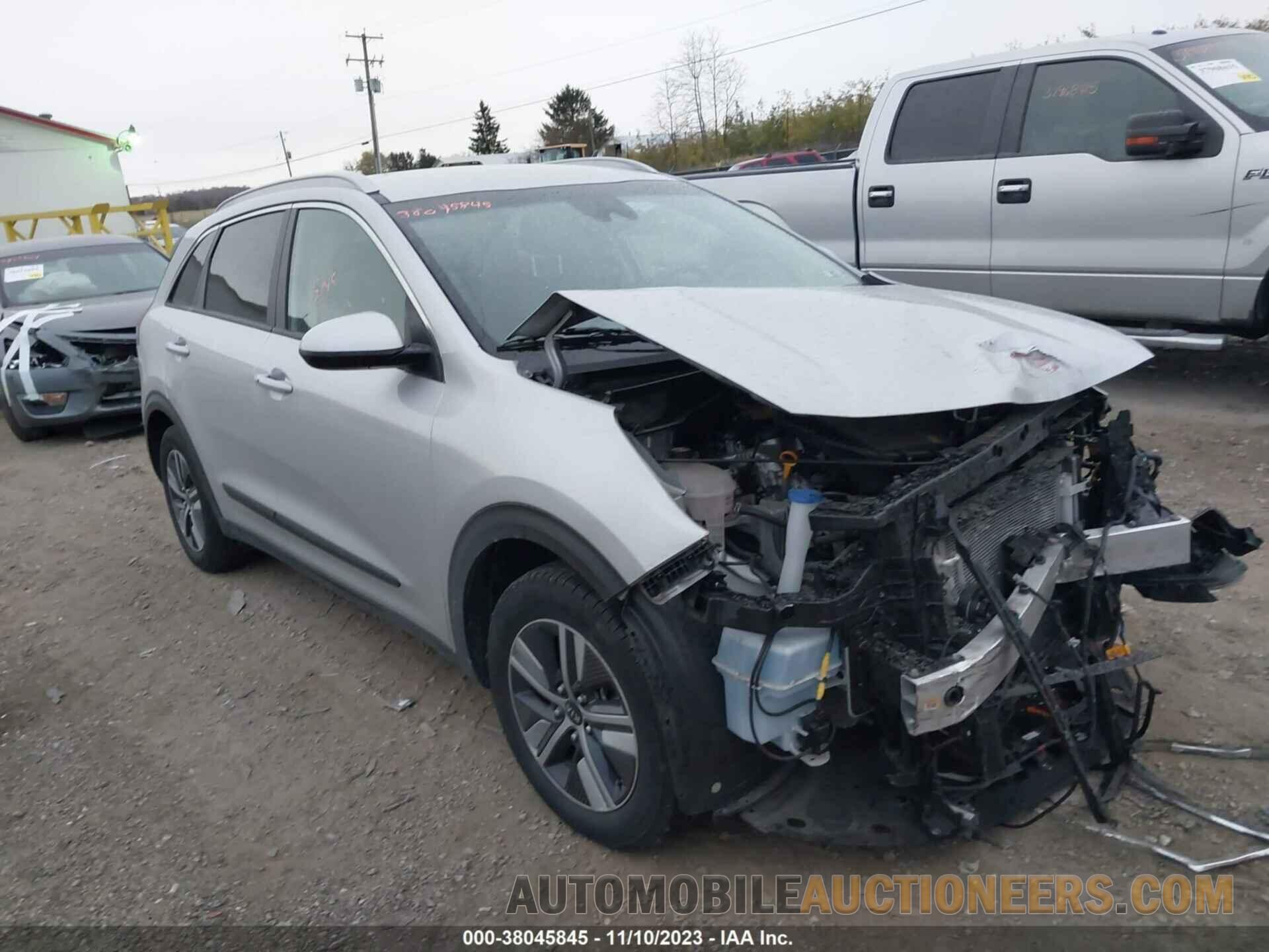 KNDCB3LC9L5438151 KIA NIRO 2020