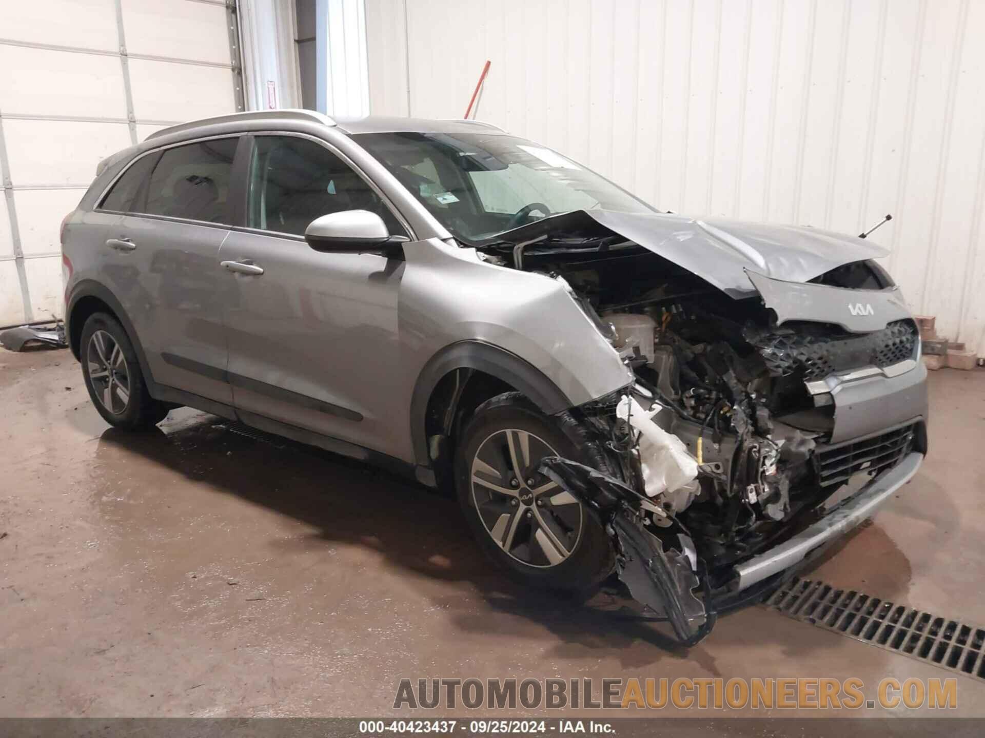 KNDCB3LC9N5549351 KIA NIRO 2022