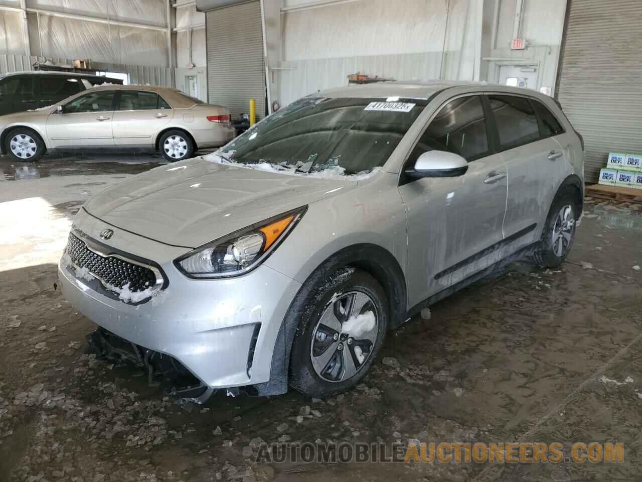 KNDCB3LCXH5074944 KIA NIRO 2017