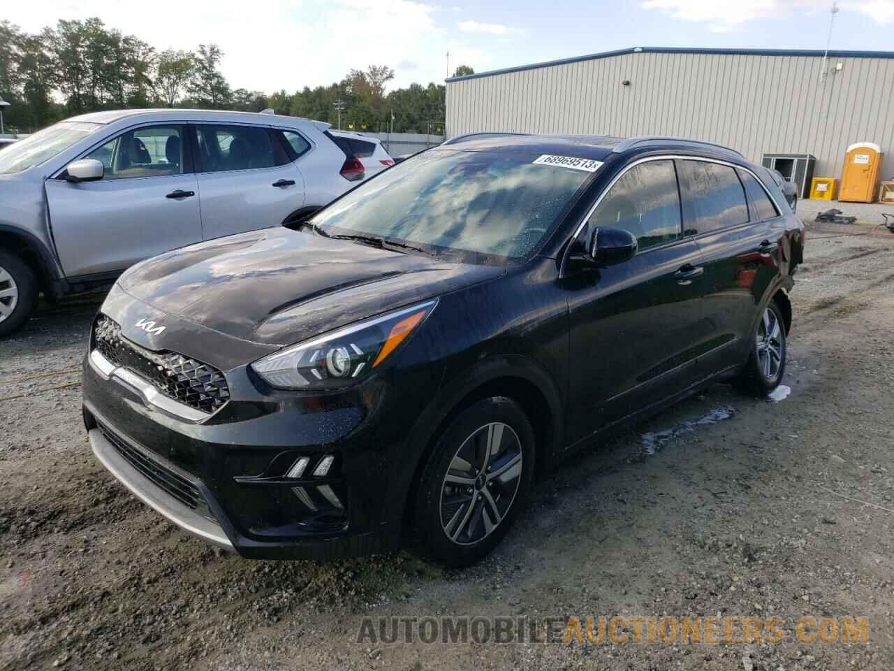 KNDCB3LCXN5540559 KIA NIRO 2022