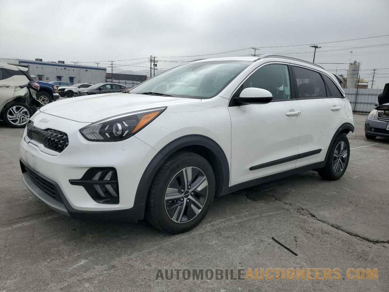 KNDCB3LCXN5547883 KIA NIRO 2022