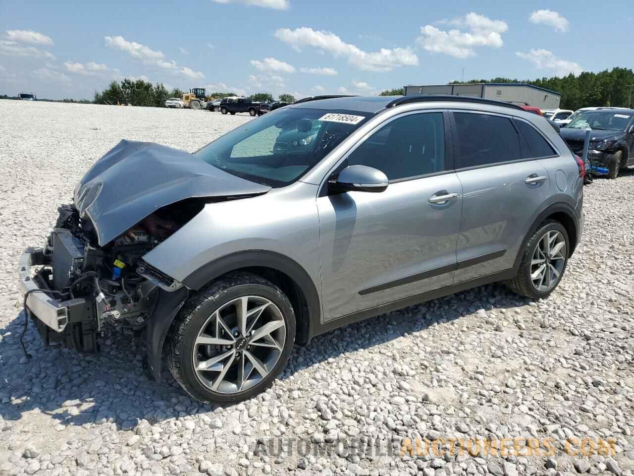 KNDCC3LC2N5515779 KIA NIRO 2022