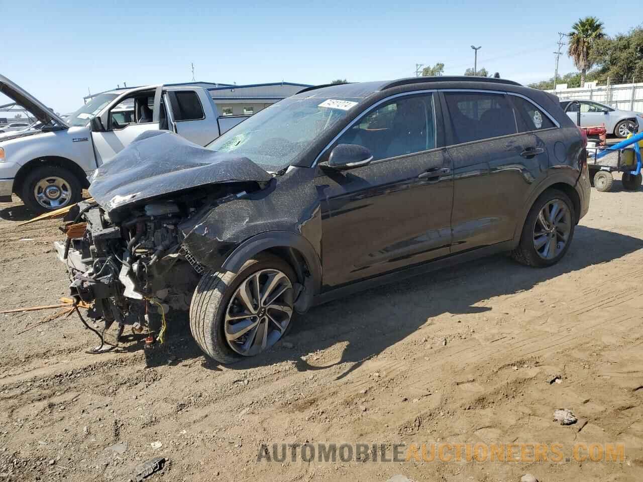 KNDCC3LC3H5093221 KIA NIRO 2017