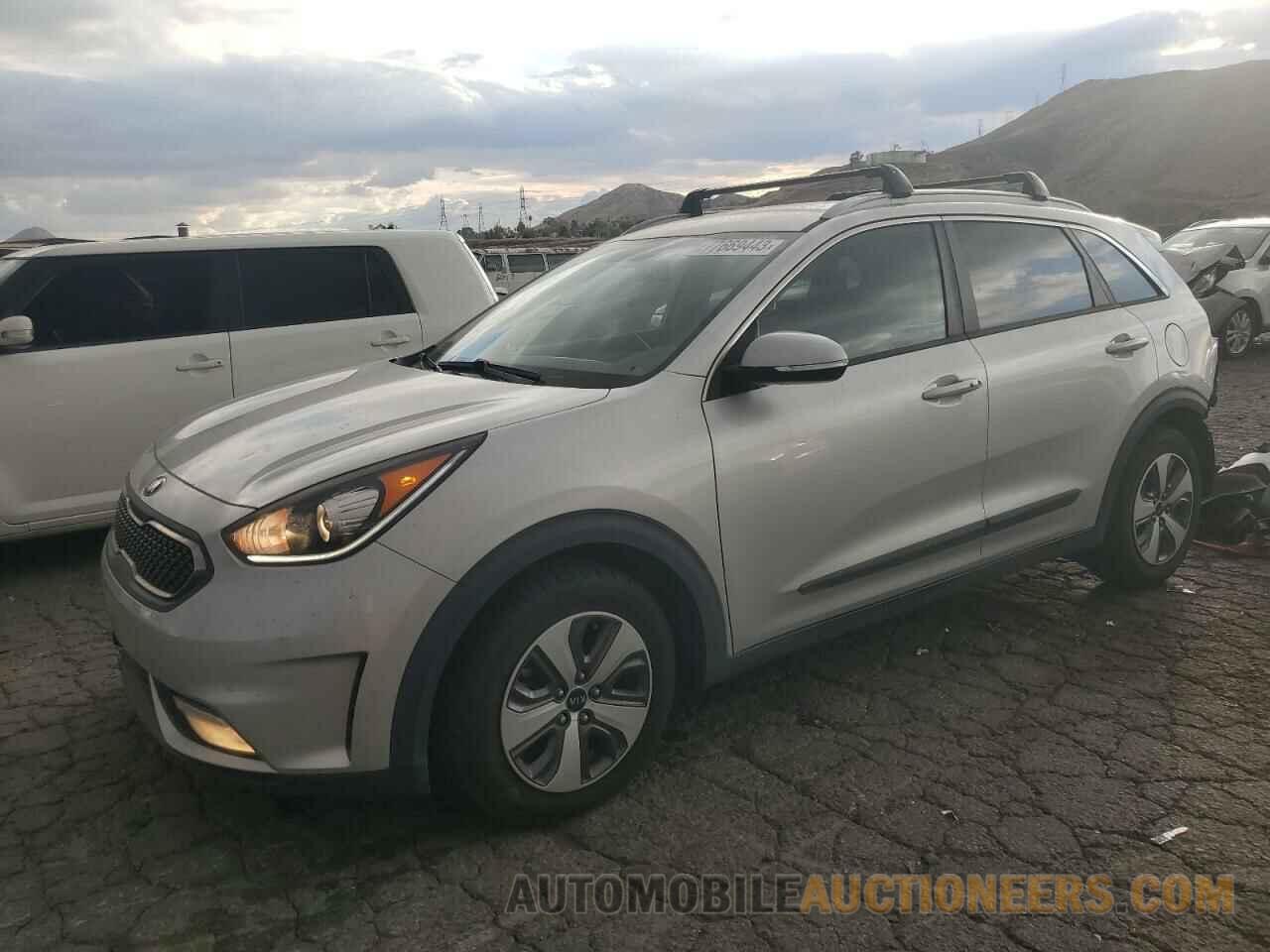 KNDCC3LC3J5138969 KIA NIRO 2018