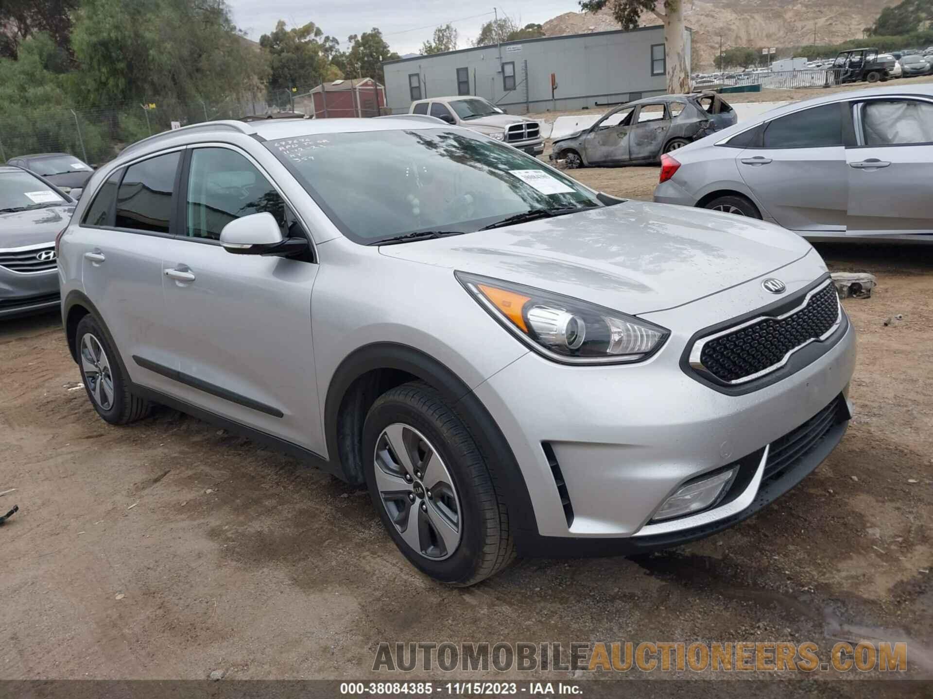 KNDCC3LC3J5174385 KIA NIRO 2018