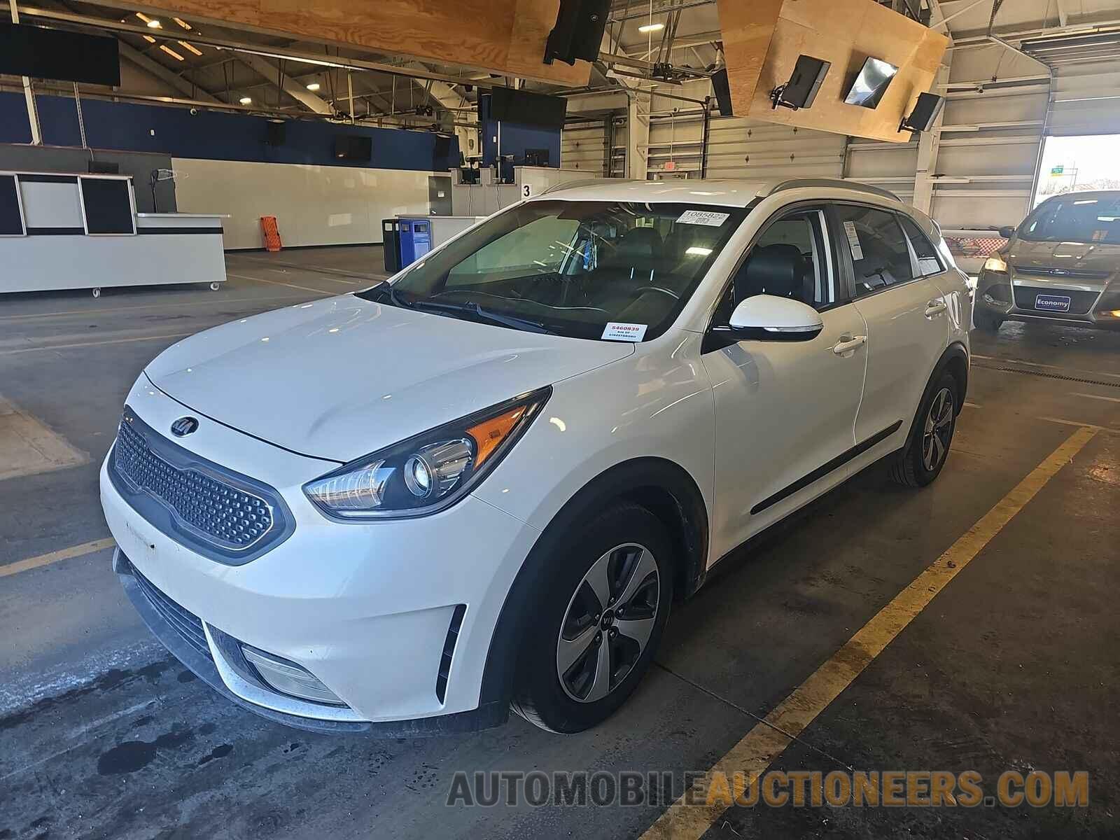 KNDCC3LC5H5086545 Kia Niro 2017