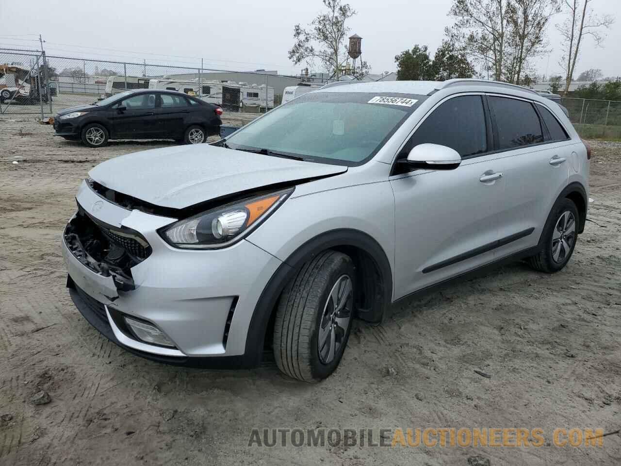 KNDCC3LC6H5069205 KIA NIRO 2017