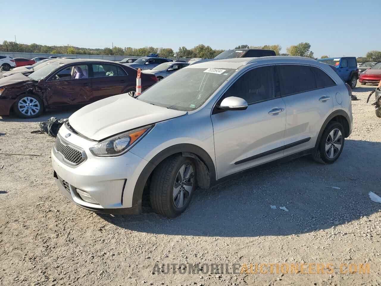 KNDCC3LC6H5100646 KIA NIRO 2017