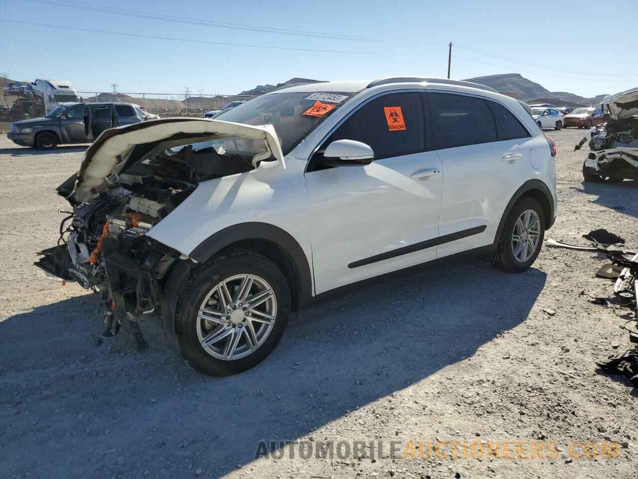 KNDCC3LC6J5156740 KIA NIRO 2018