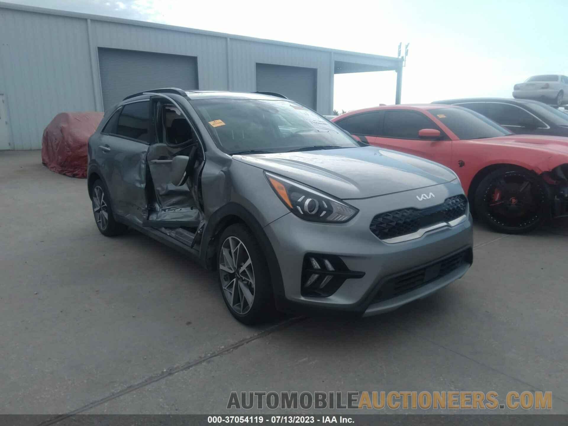 KNDCC3LC6N5501898 KIA NIRO 2022