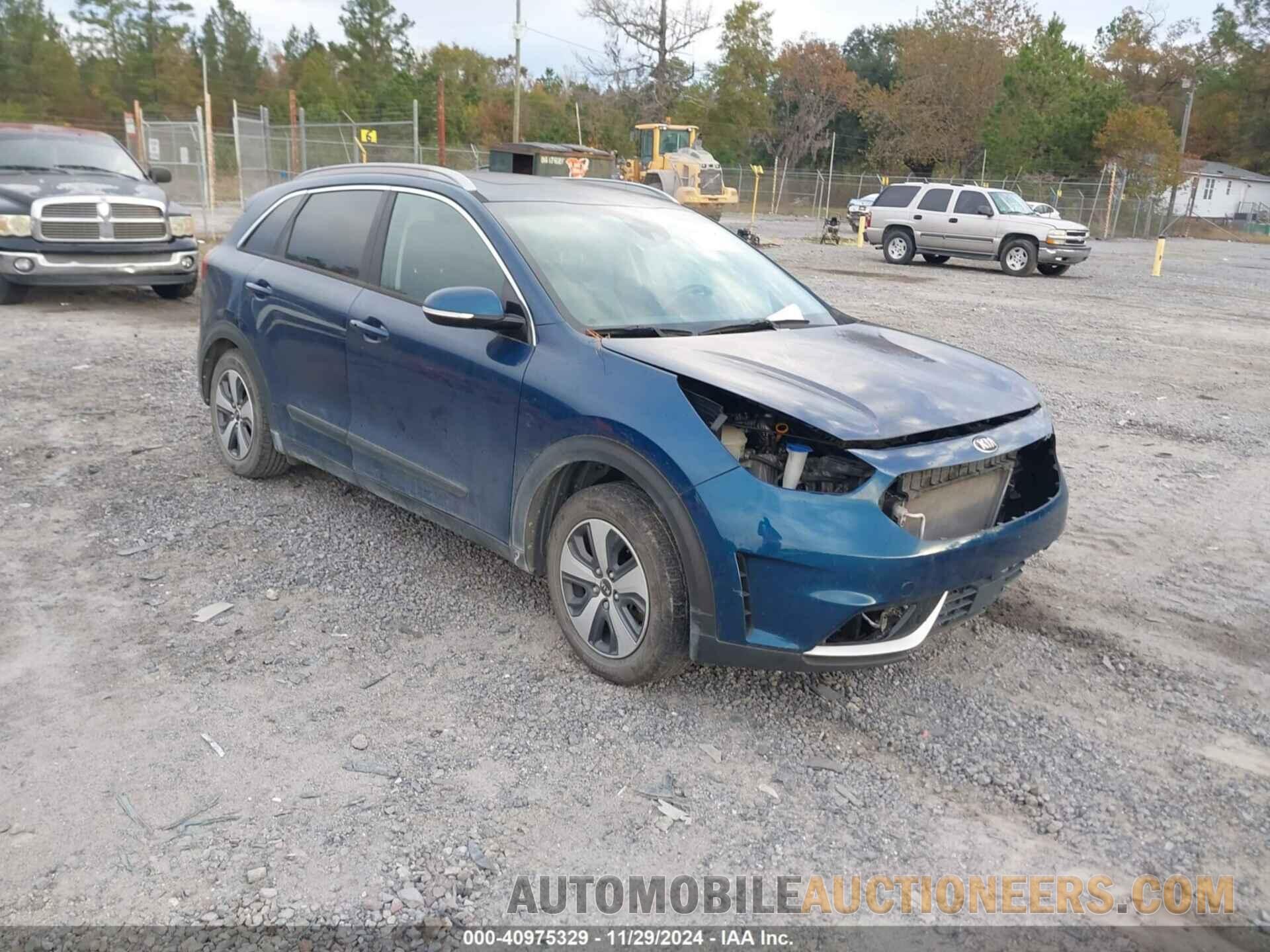 KNDCC3LC8H5037923 KIA NIRO 2017