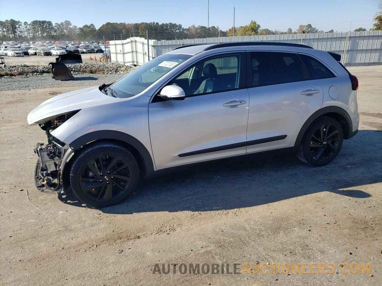 KNDCC3LC8K5265878 KIA NIRO 2019