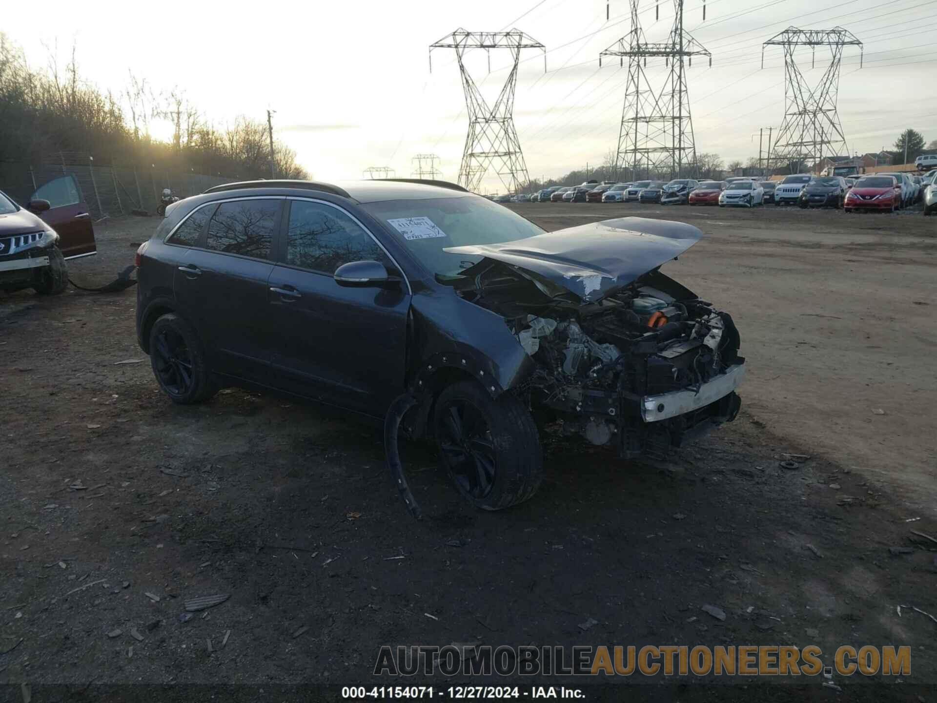 KNDCC3LC9J5140791 KIA NIRO 2018