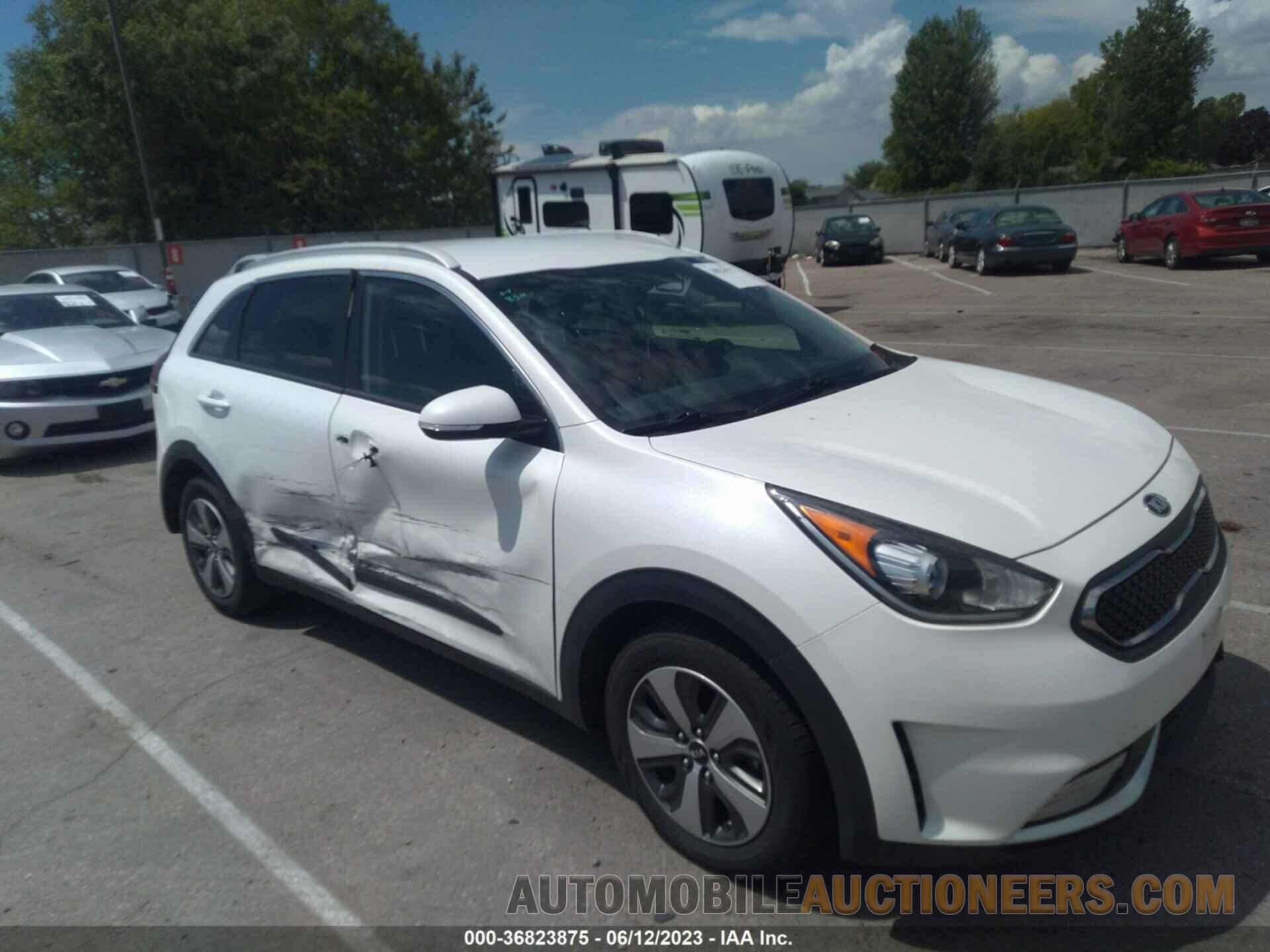 KNDCC3LCXJ5135227 KIA NIRO 2018