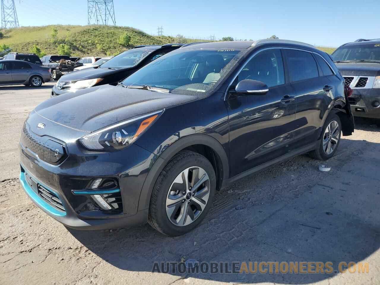 KNDCC3LG2L5040988 KIA NIRO 2020