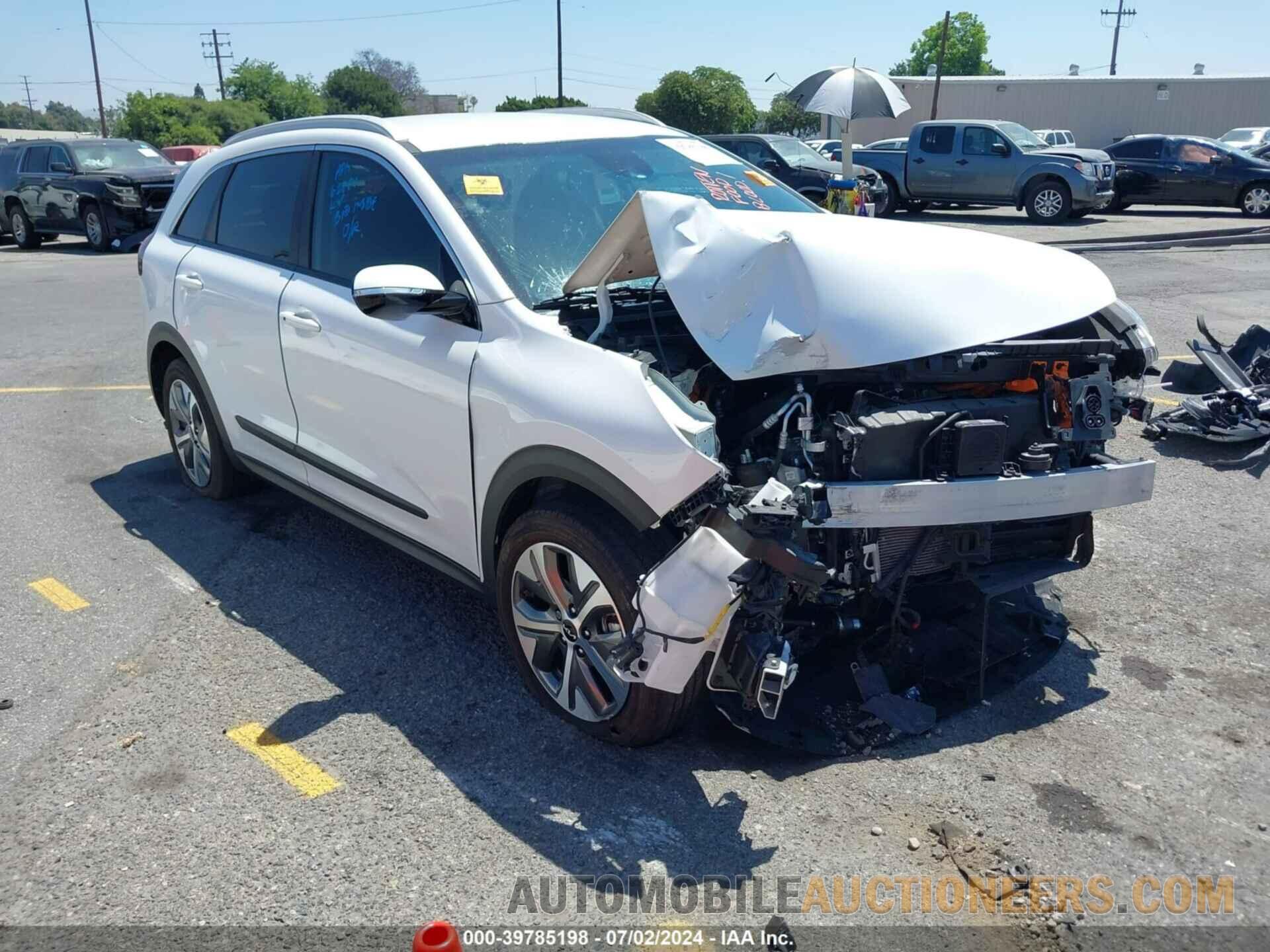 KNDCC3LG3N5161290 KIA NIRO 2022