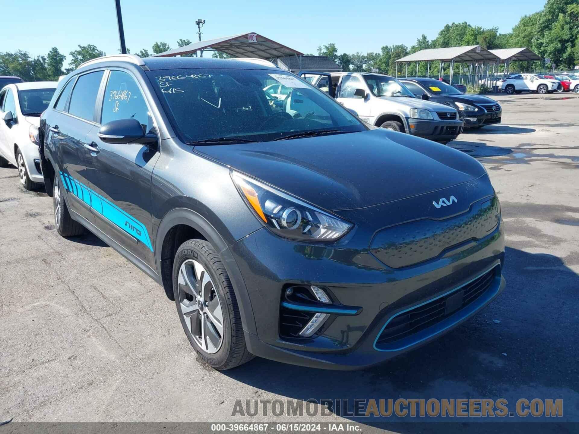 KNDCC3LG4N5142120 KIA NIRO 2022