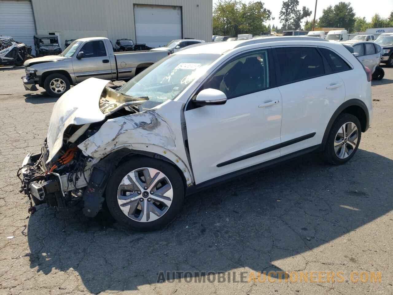 KNDCC3LG8L5055706 KIA NIRO 2020