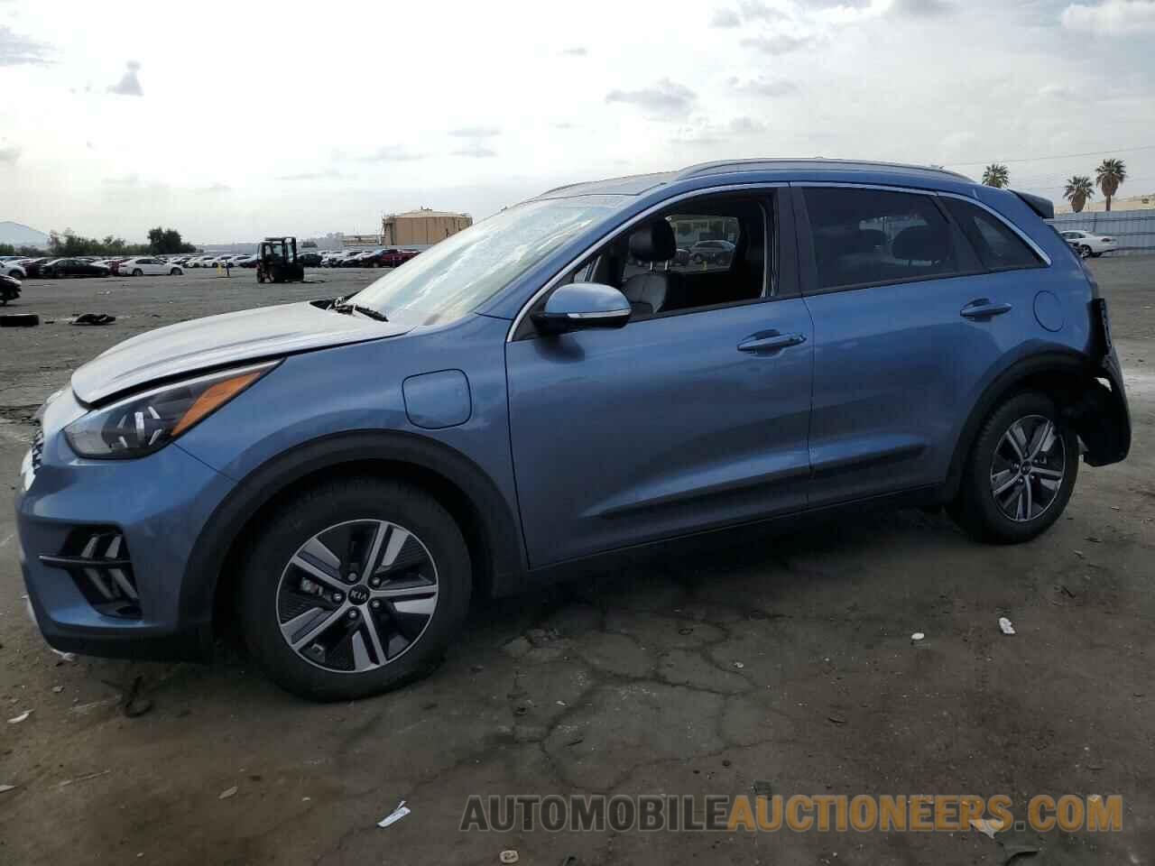 KNDCD3LD3L5443896 KIA NIRO 2020