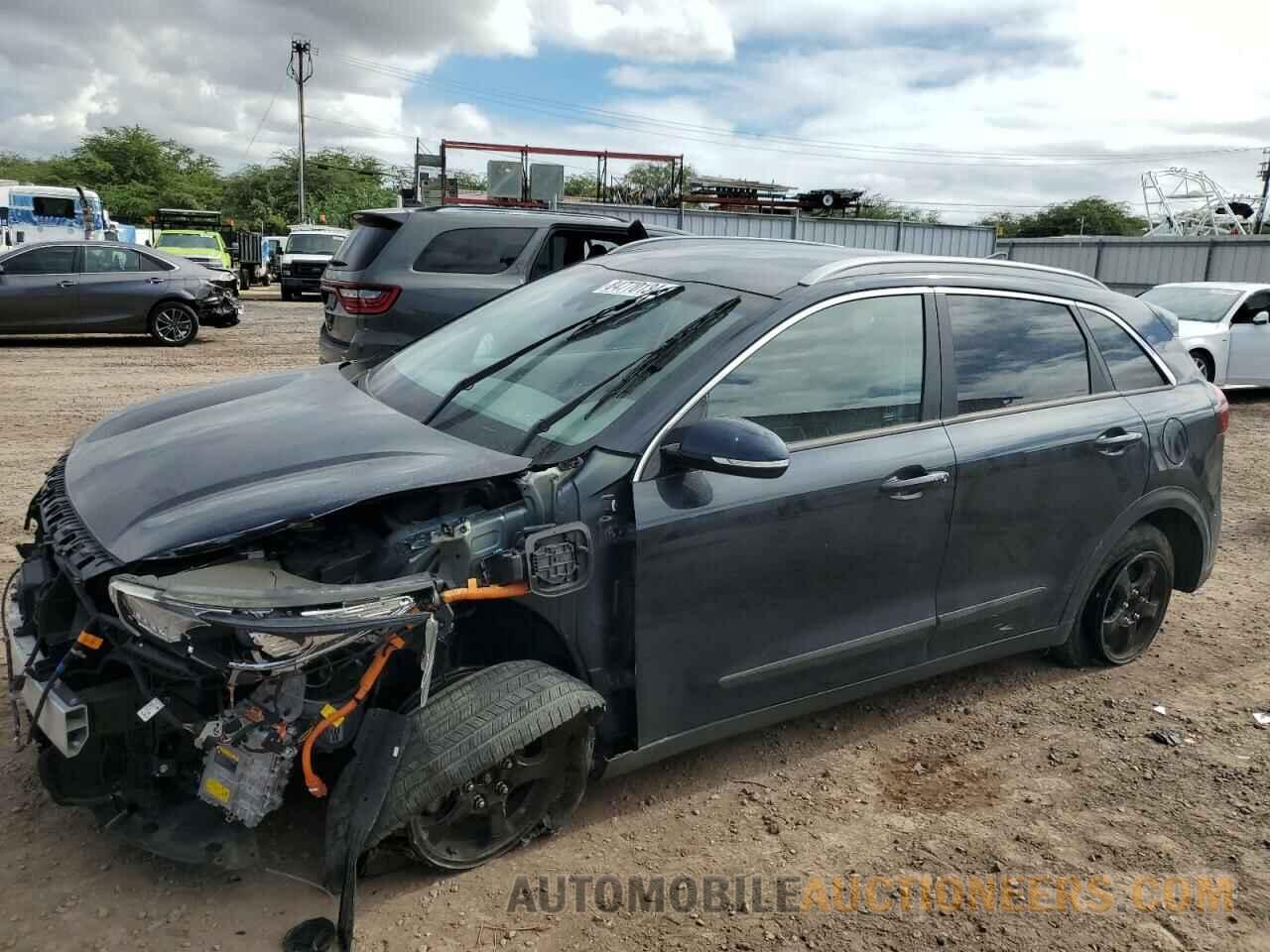 KNDCD3LD8K5352198 KIA NIRO 2019